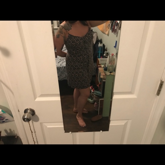 H&M floral button up sleeveless dress - Picture 5 of 5